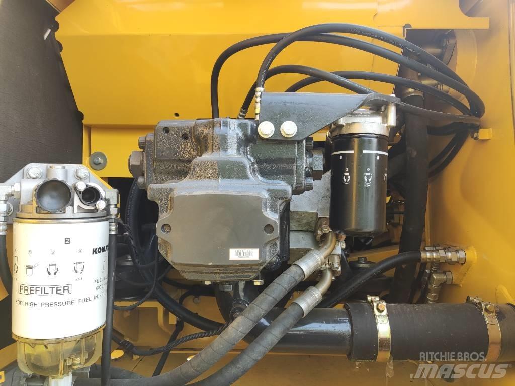Komatsu PC 200-8 Beltegraver