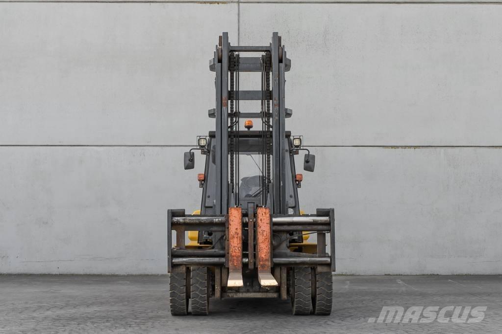 Komatsu FD 80-10 Diesel Trucker