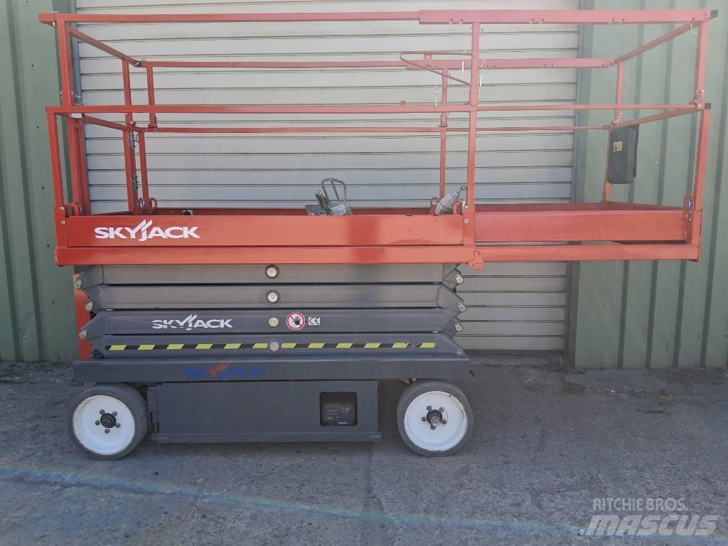SkyJack SJ III 4626 Sakselifter