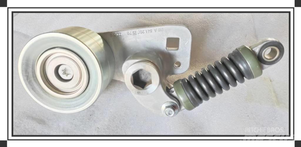 CLAAS Belt tensioner Motorer