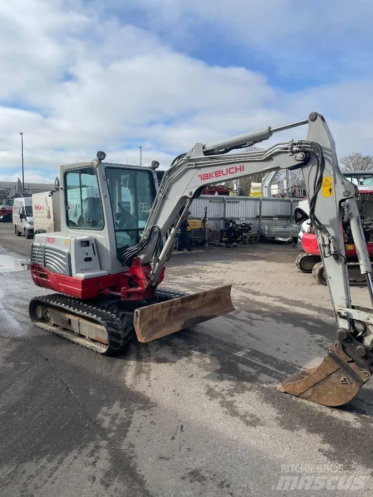 Takeuchi TB 235 Minigravere <7t