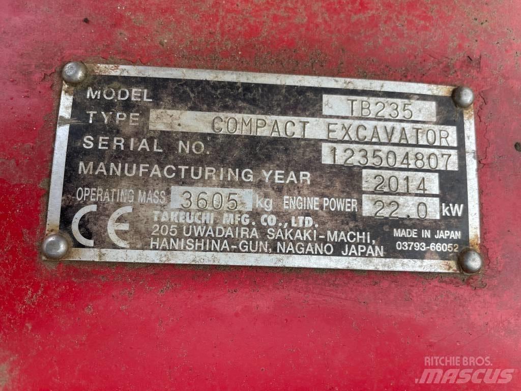 Takeuchi TB 235 Minigravere <7t