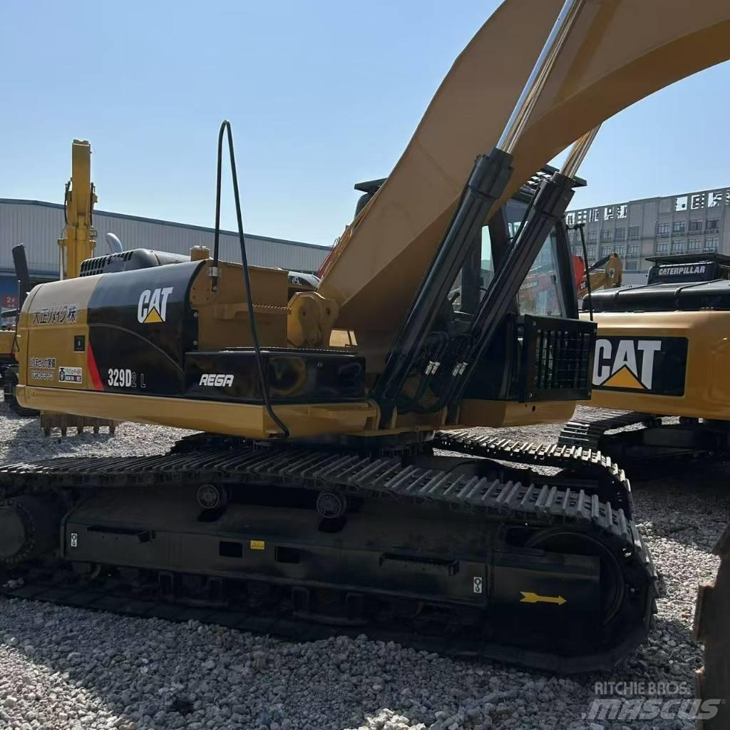 CAT 329 D 2L Beltegraver
