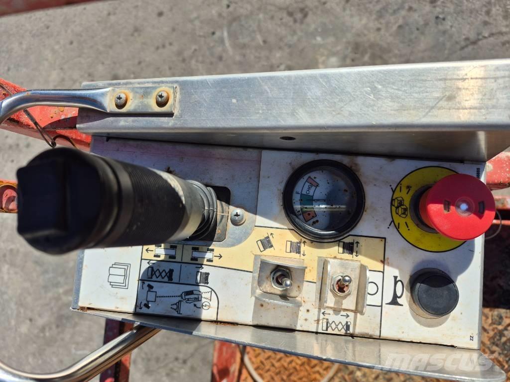 SkyJack SJ III 4632 Sakselifter