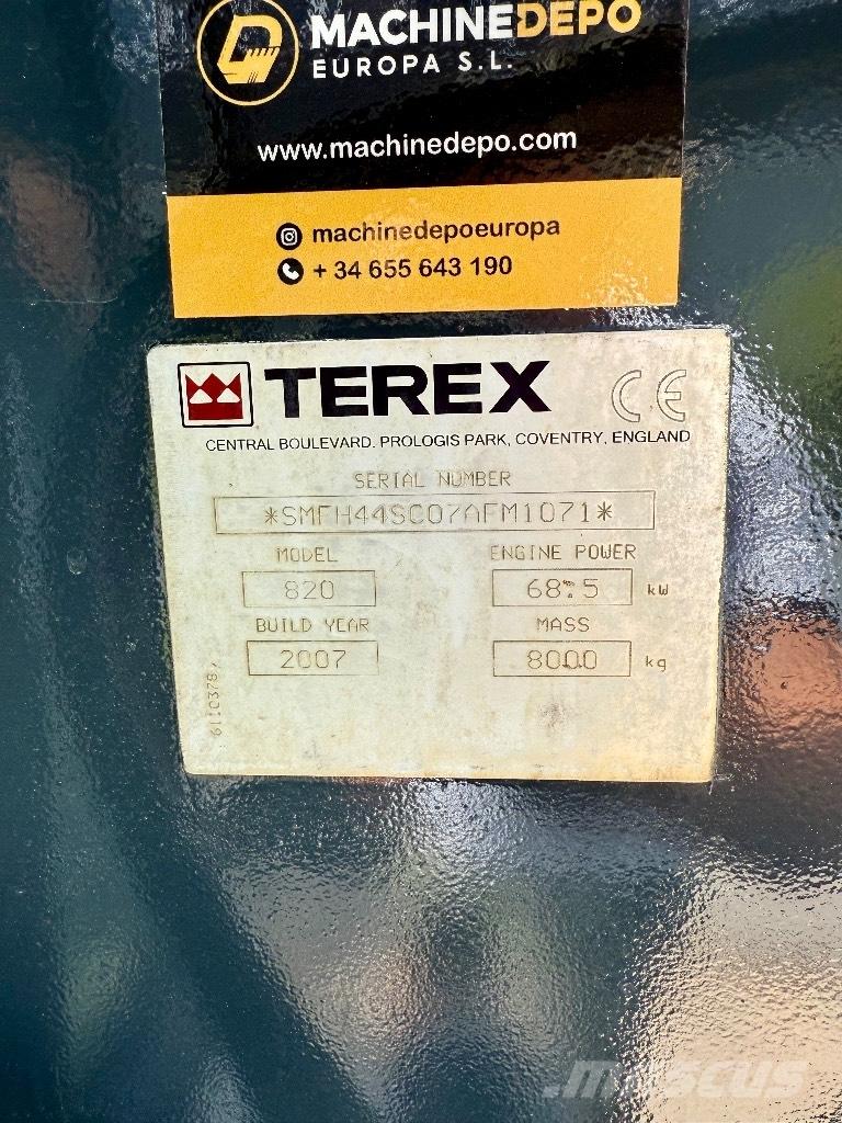 Terex 820 Traktorgravere