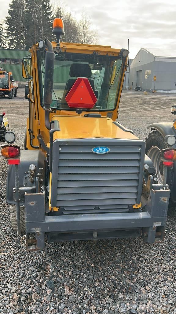 Wille 465 Kompakttraktorer