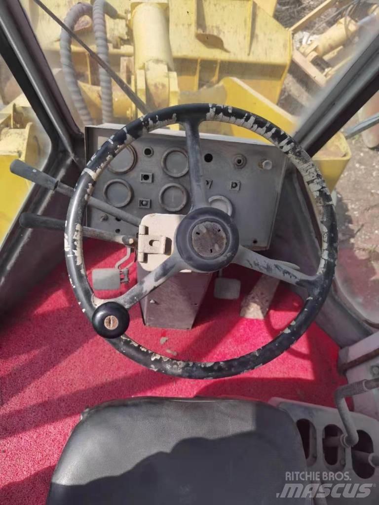 Komatsu WA 300 Hjullastere