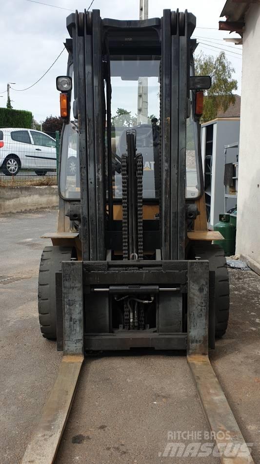 CAT GP 30 Propan trucker