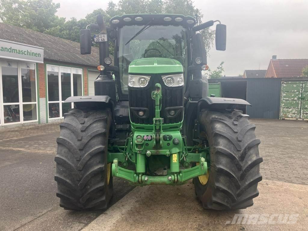 John Deere 6250R Traktorer