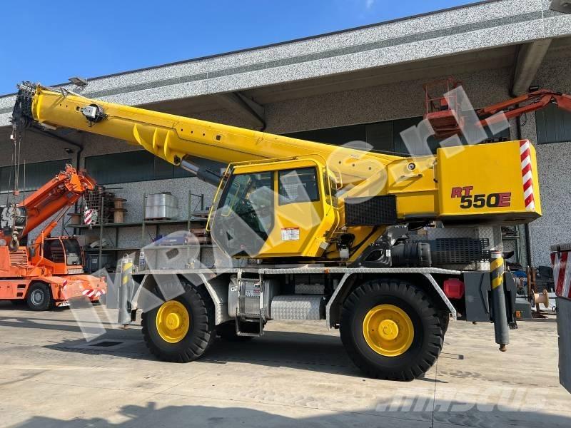 Grove RT550E Røff terreng kraner