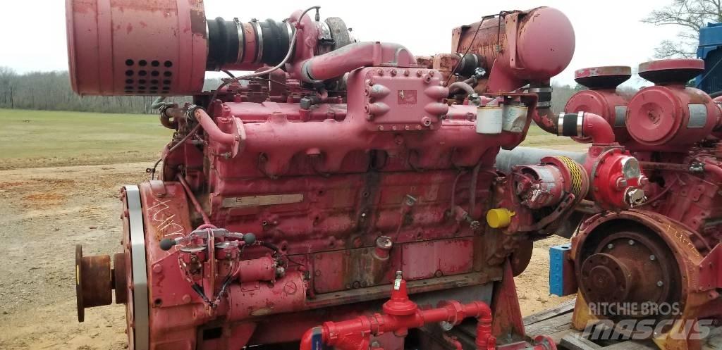 Cummins VT1710 Motorer