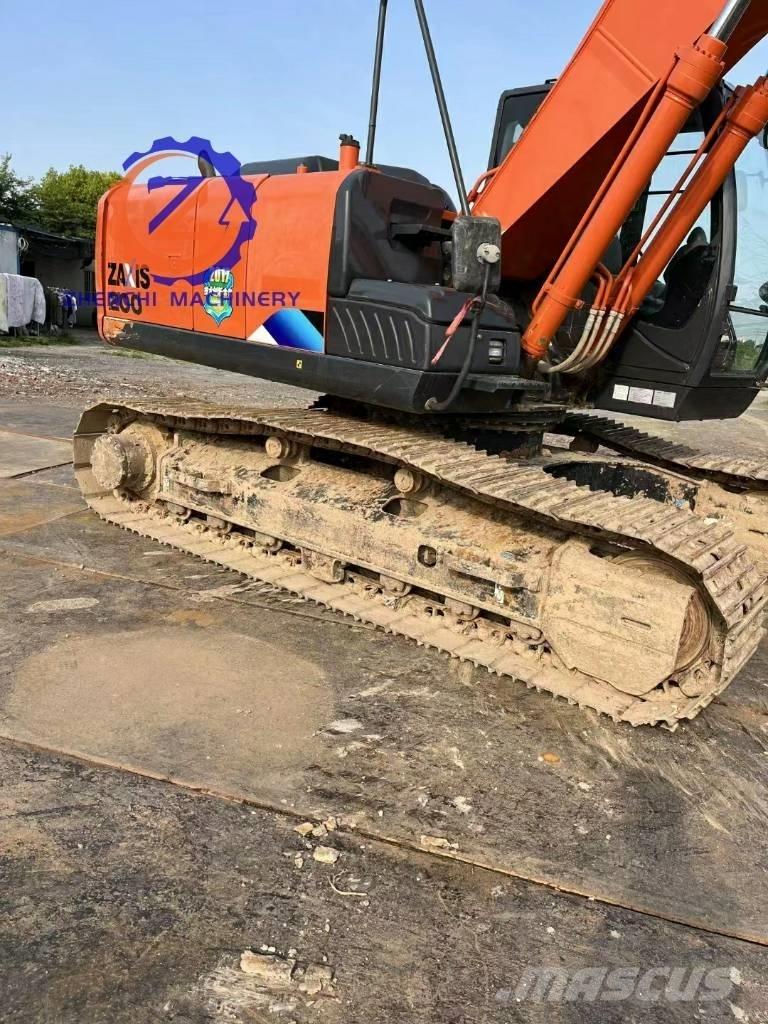 Hitachi ZX 200-5 G Beltegraver