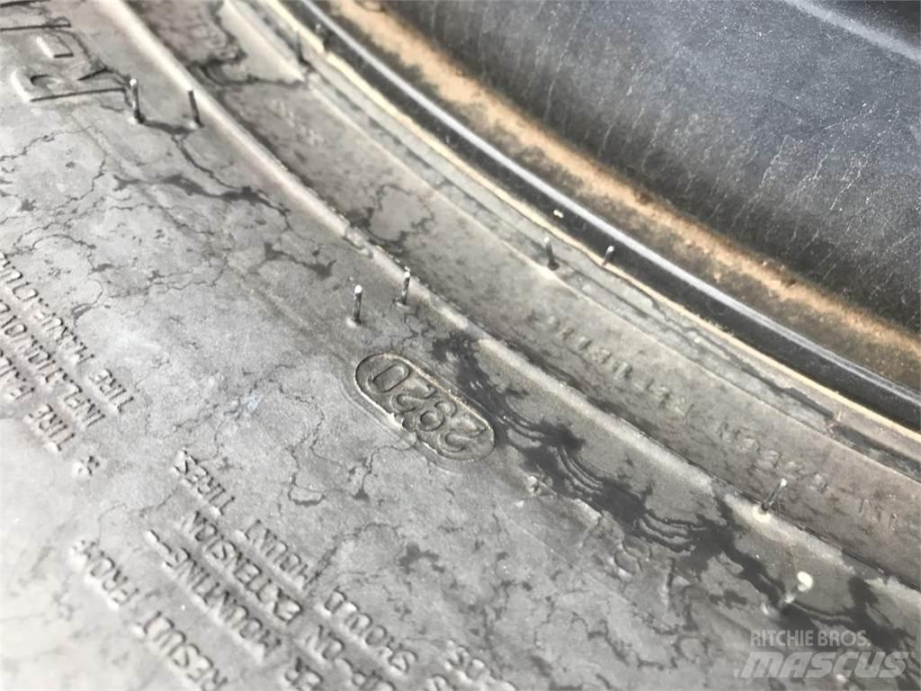 Mitas 600/65R34 Dekk, hjul og felger