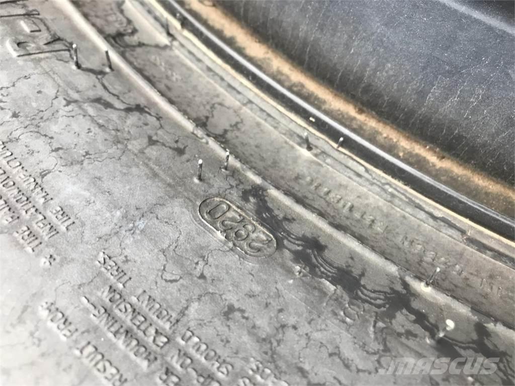 Mitas 600/65R34 Dekk, hjul og felger