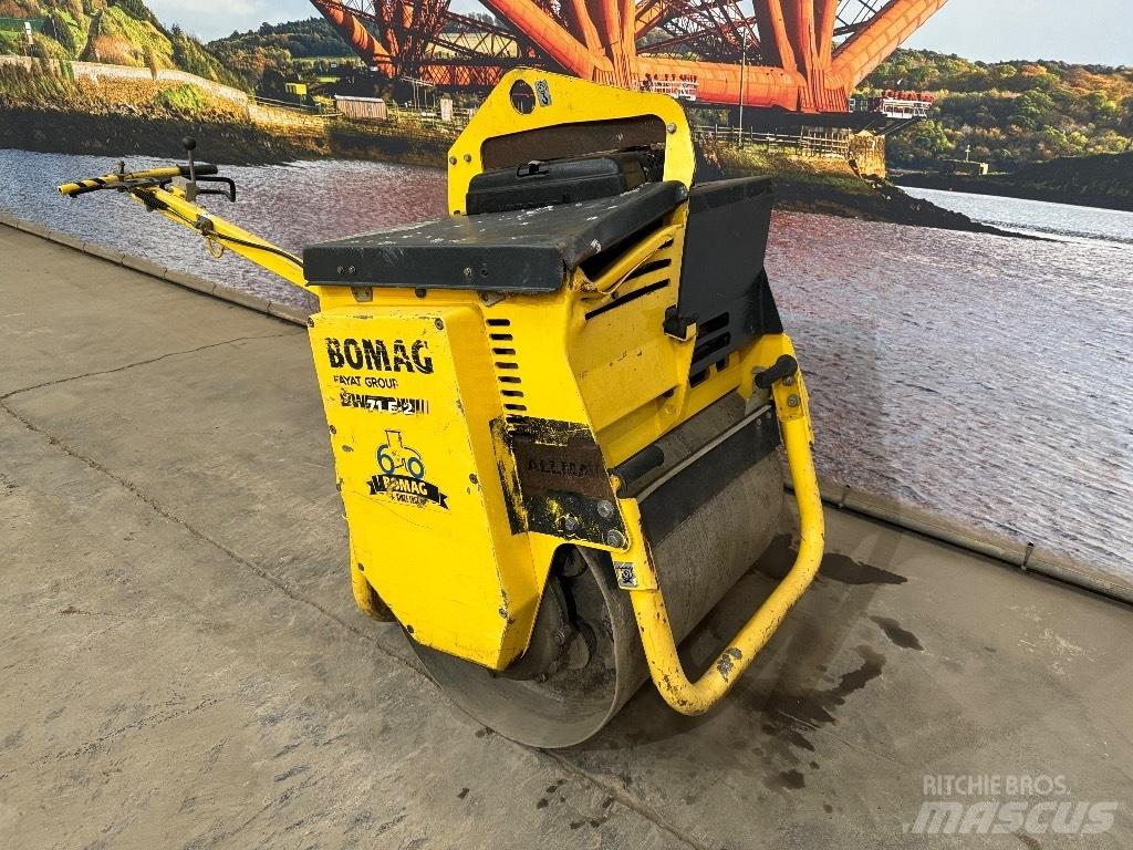 Bomag BW 71 E-2 Valsetog
