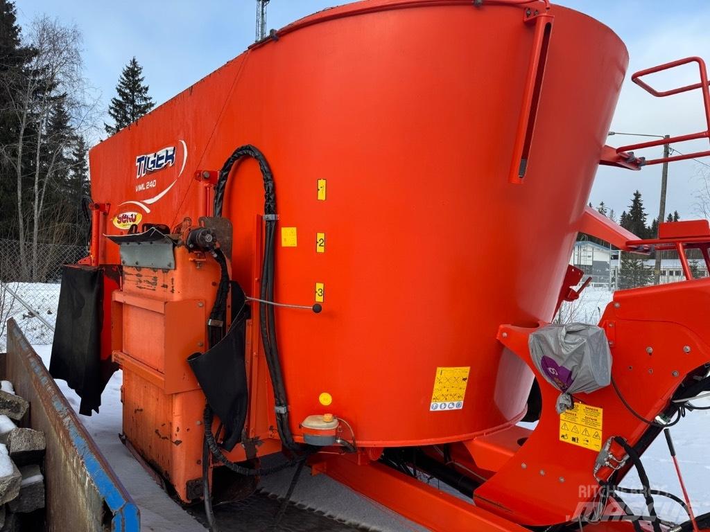 Seko Tiger 240 Fôrutlegger