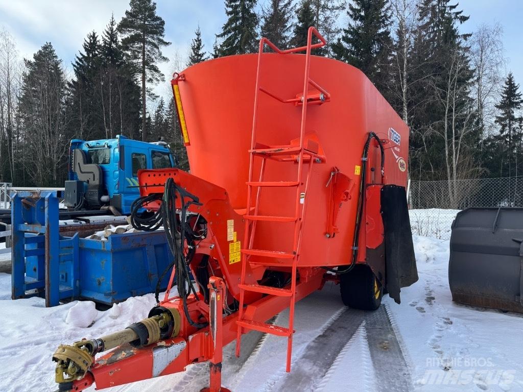 Seko Tiger 240 Fôrutlegger