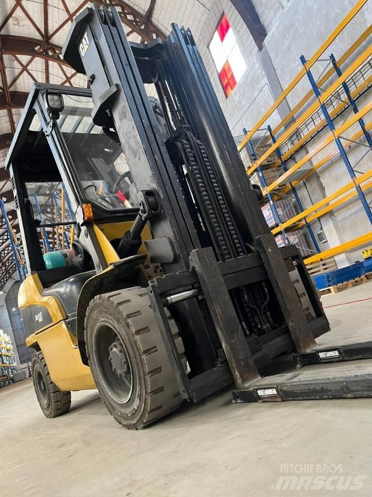 CAT CAT GP30N Propan trucker