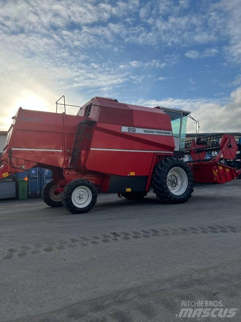 Massey Ferguson 22 Skurtreskere