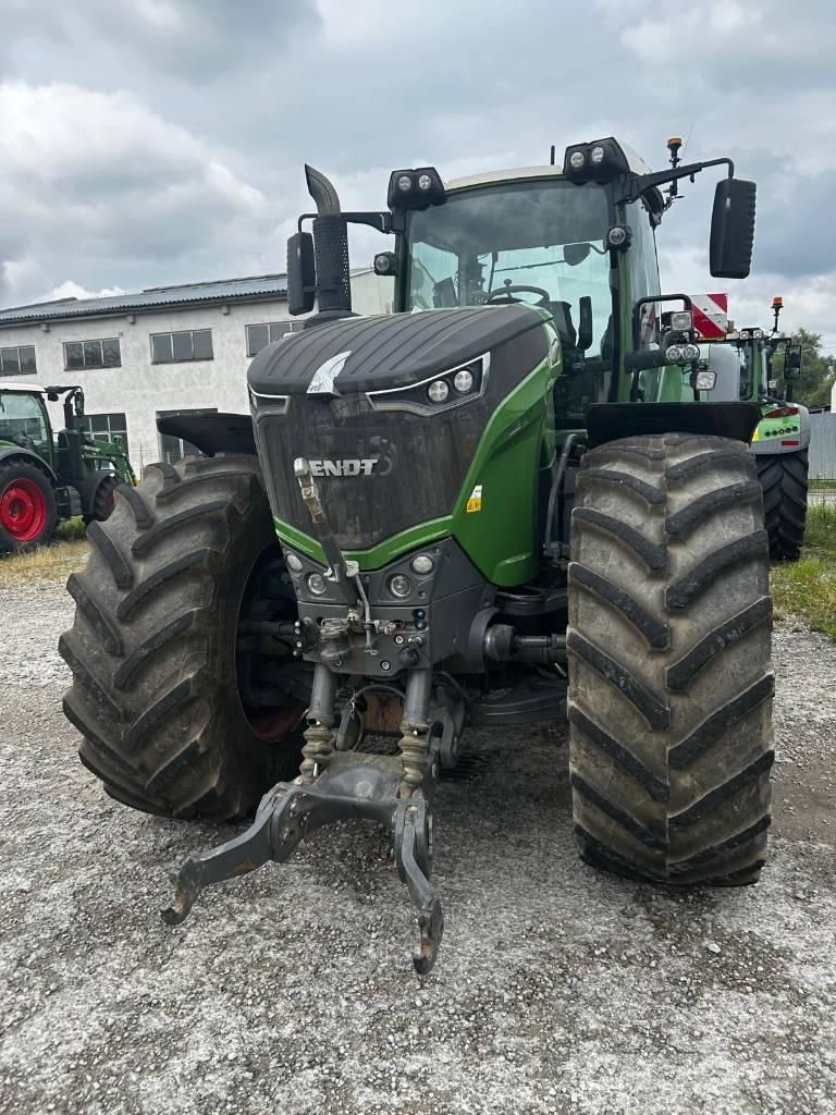 Fendt 1042 Rüfa Traktorer