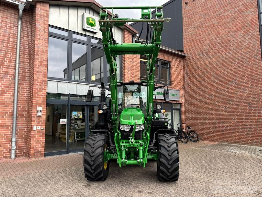 John Deere 6120M Traktorer
