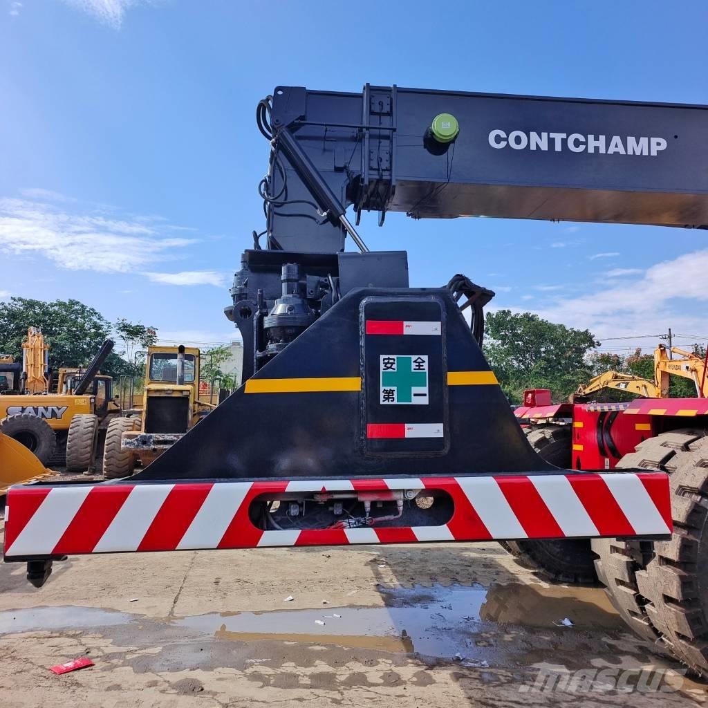 Kalmar DRF 450 Reachstackere