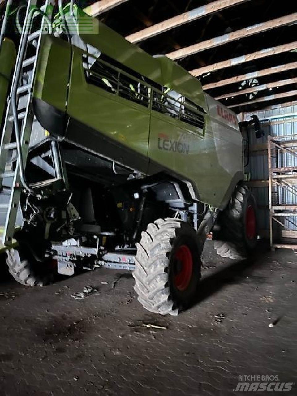 CLAAS lexion 740 Skurtreskere
