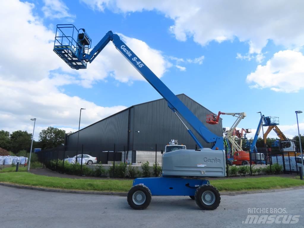 Genie S 45 Teleskop bomlifter