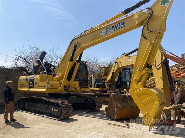 Komatsu PC 220-8 Beltegraver