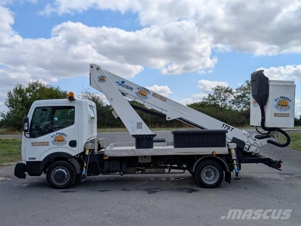 Nissan NT400 Bilmontert lift