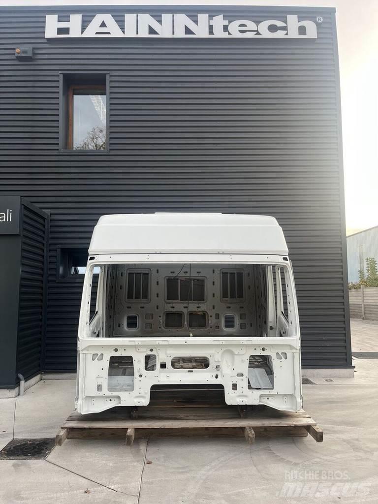 Iveco EUROSTAR Førerhus og Interiør