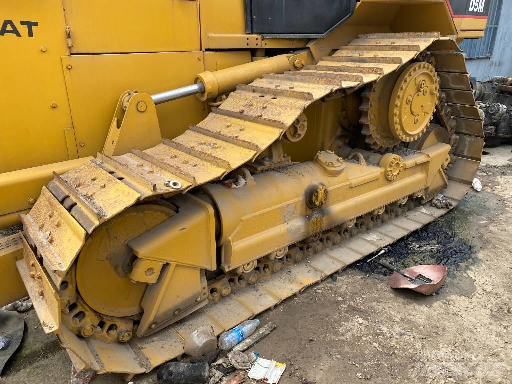 CAT D 5 M LGP Dozere Beltegående