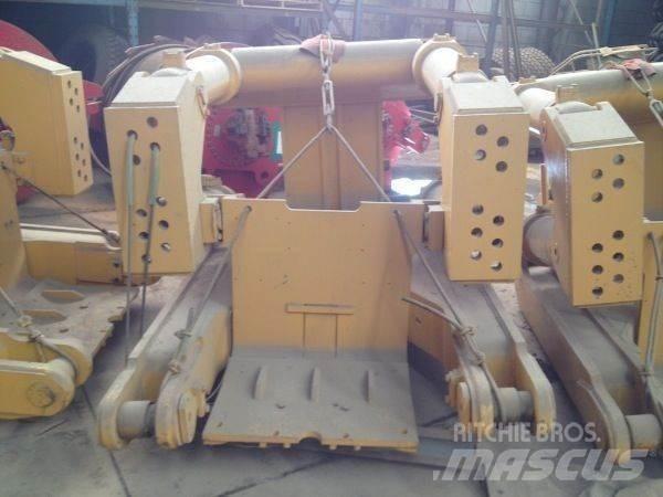 CAT D8K RIPPER Anlegg - Annet