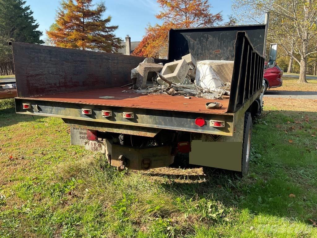 International 4900 Tippbil
