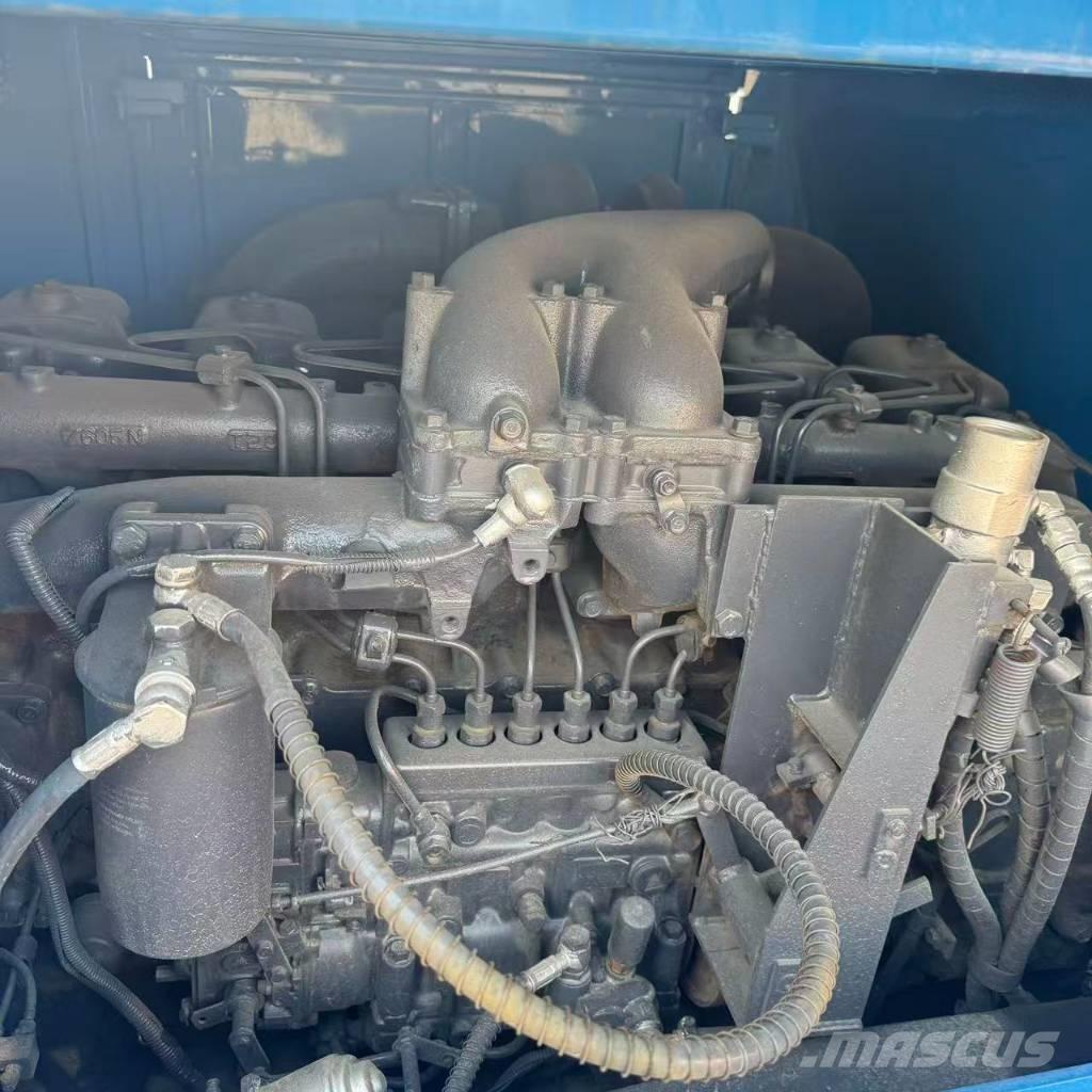 Kato KR 500-3 Røff terreng kraner