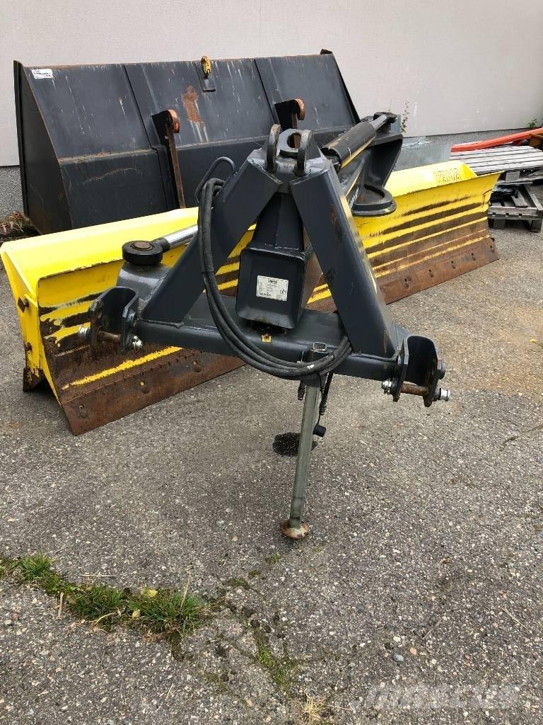 Vama 3800 R2 Veiskraper