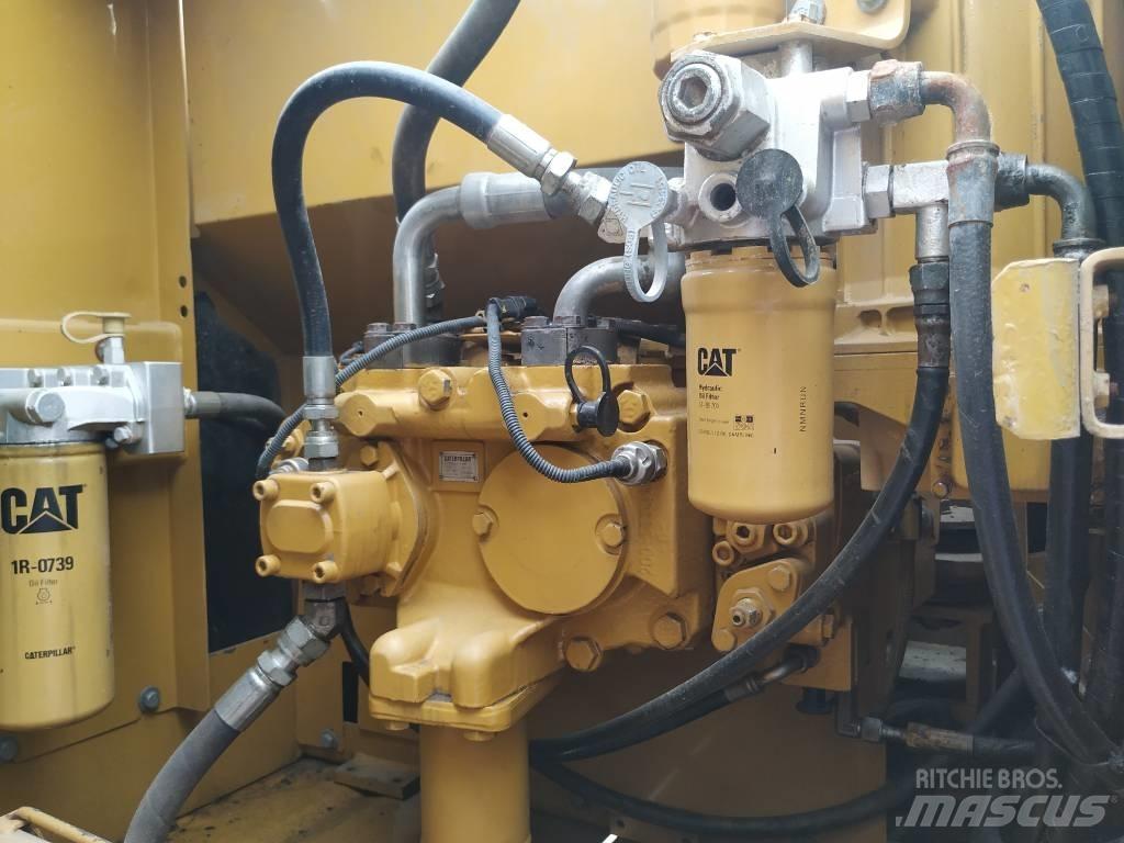 CAT 320 D Beltegraver