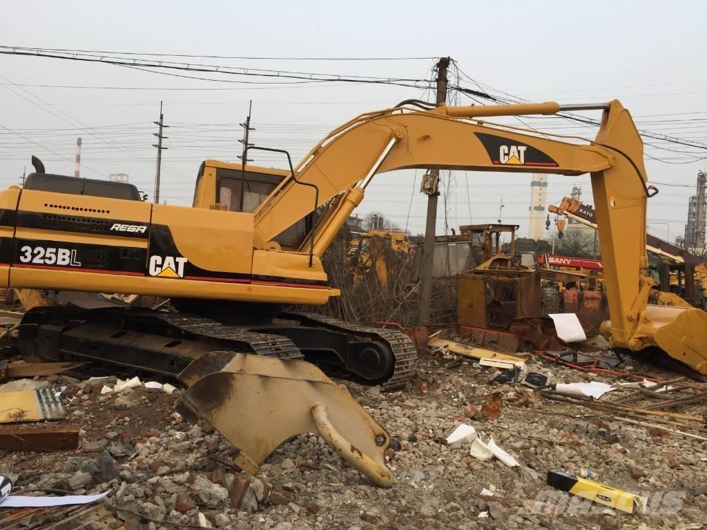 CAT 325 B Beltegraver