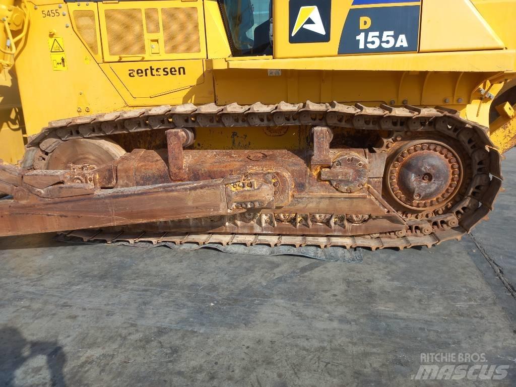 Komatsu D155A-6R Dozere Beltegående
