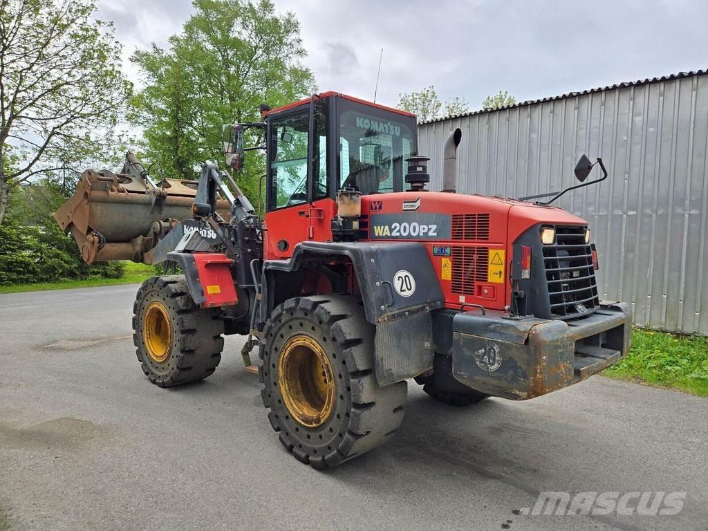Komatsu WA200PZ-6 Hjullastere