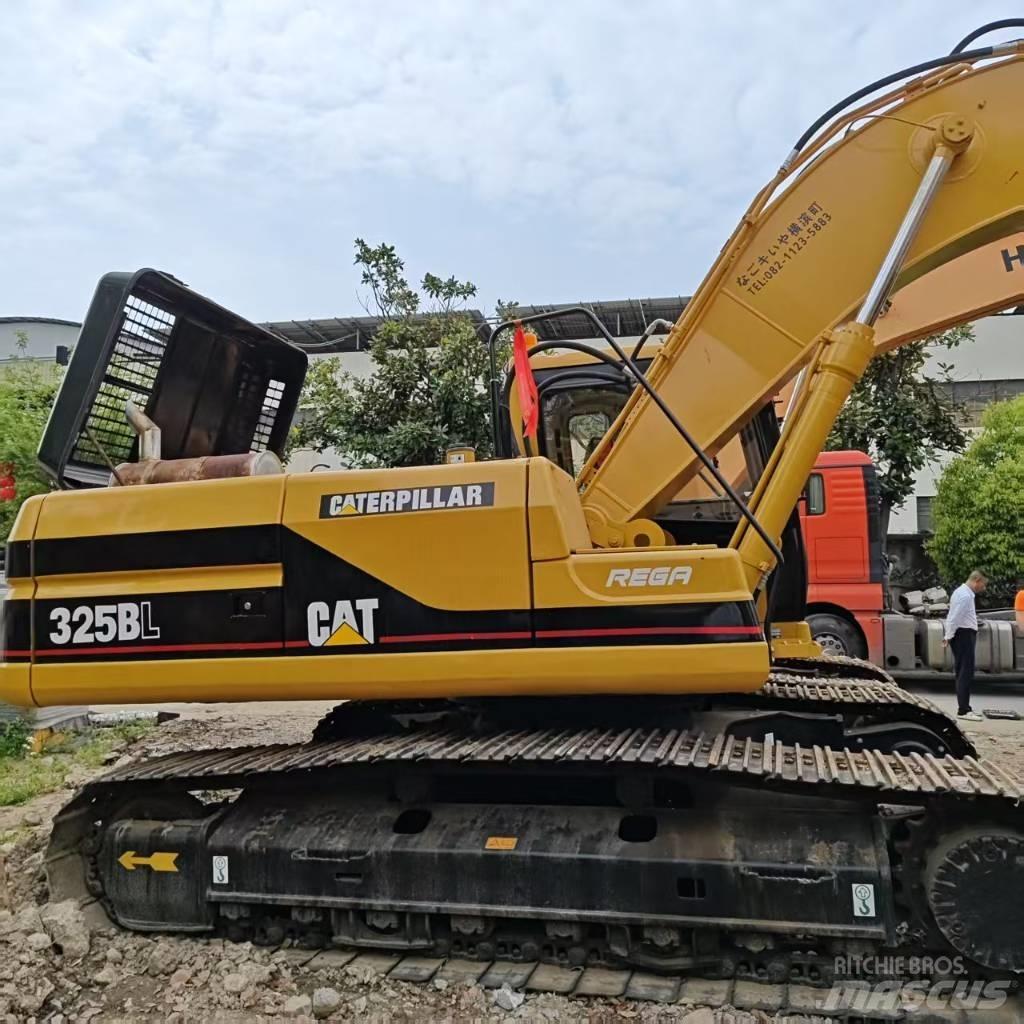 CAT 325 B L Beltegraver
