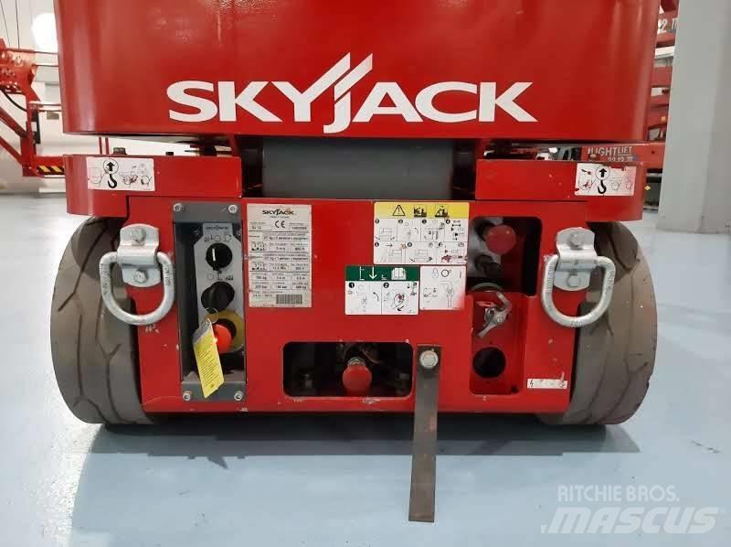 SkyJack SJ 12 Personløftere