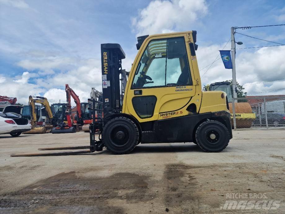 Hyster H2,5FT Diesel Trucker