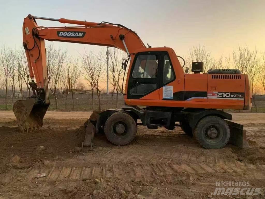 Doosan DH 210 W-7 Hjulgravere