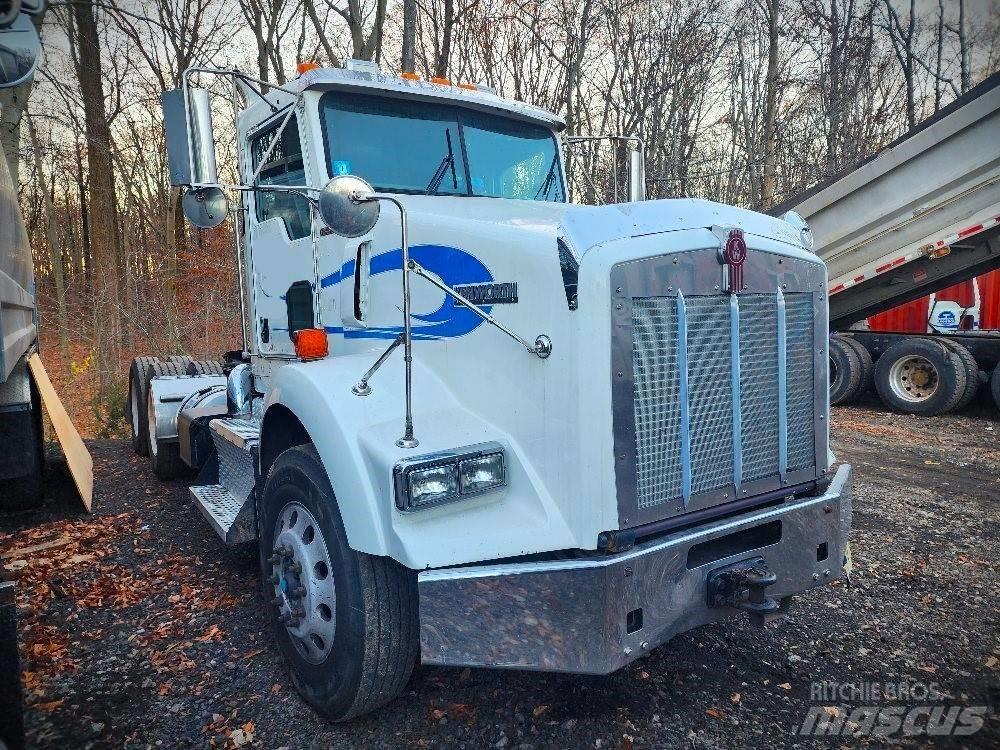 Kenworth T 800 B Trekkvogner