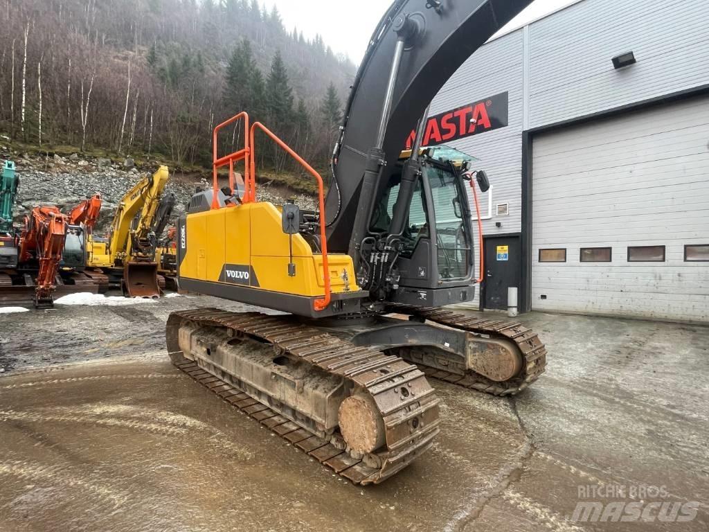 Volvo EC 220 EL Beltegraver