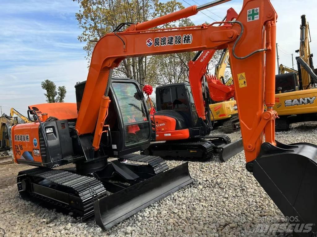 Hitachi 70 Beltegraver