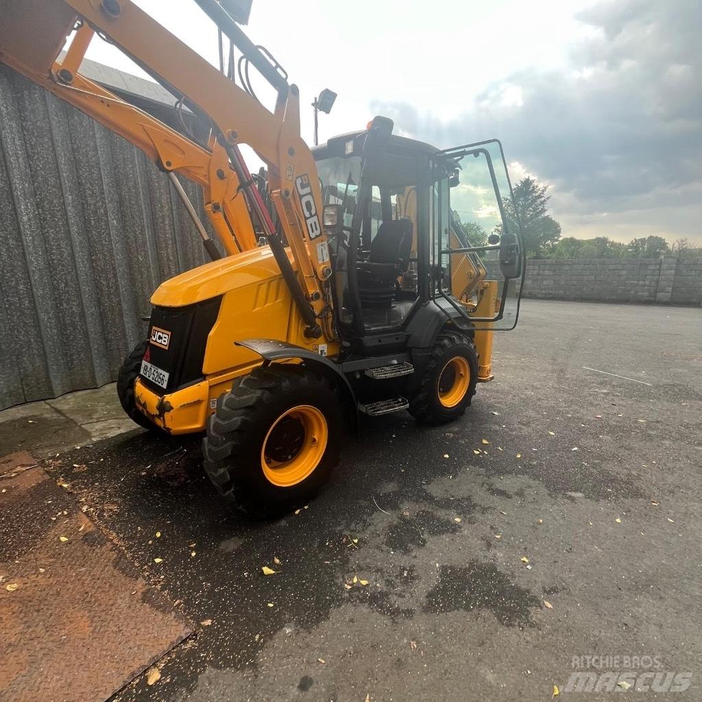 JCB 3CX Compact Traktorgravere