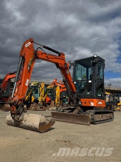 Hitachi ZX 26 U-6 CR Minigravere <7t