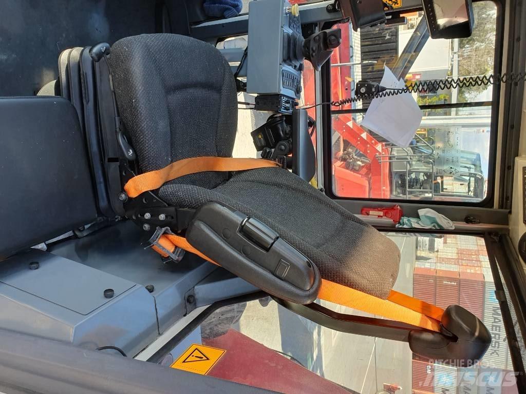 Kalmar DRU450-62S5 Reachstackere
